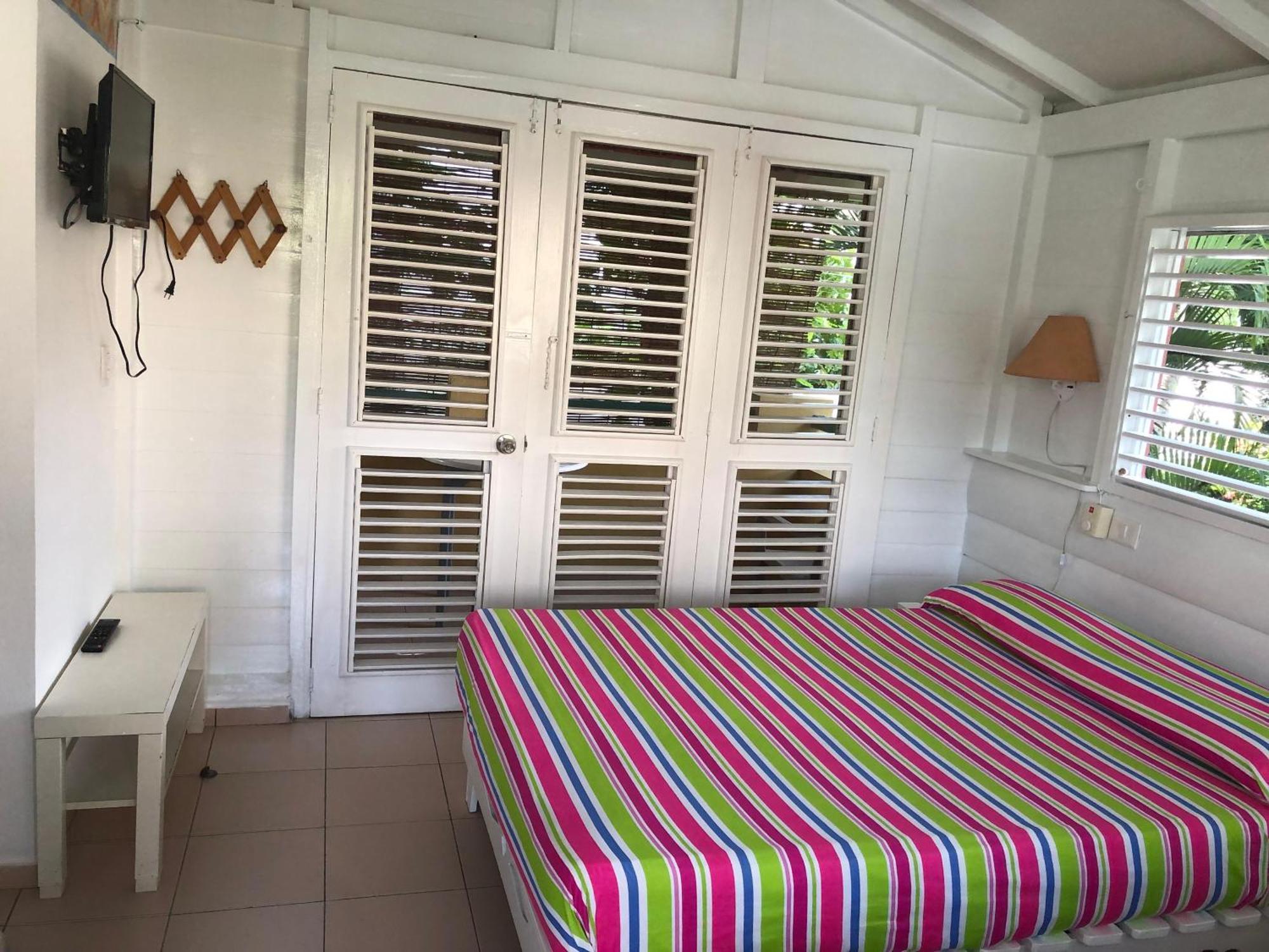Hotel Casa Robinson Лас Теренас Екстериор снимка